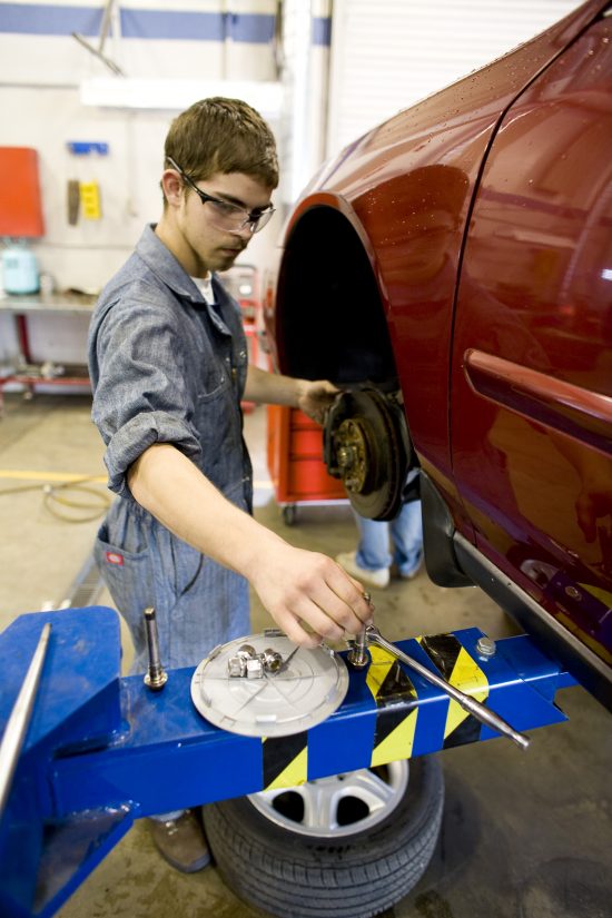 Car maintenance mechanic training at vocational school