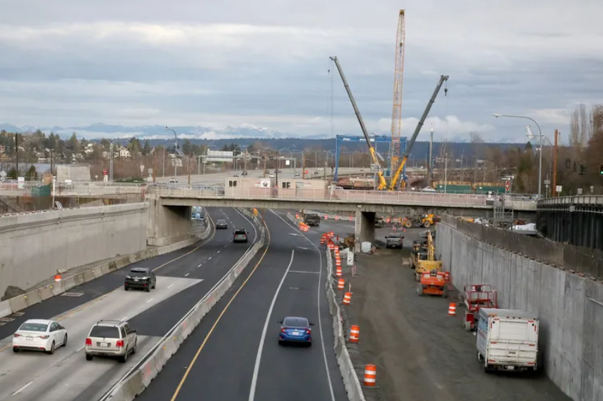 Eastbound State Route 520 is seen from the Montlake Boulevard overpass ahead of the creation of a construction work zone. A new law allows the use of automated camera enforcement in work zones on state roads