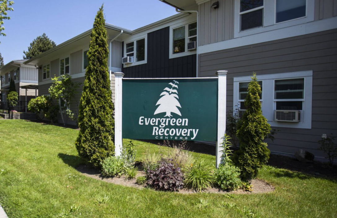 Outside of the current Evergreen Recovery Center’s housing to treat opioid-dependent moms with their kids on Thursday, May 25, 2023 in Everett, Washington.