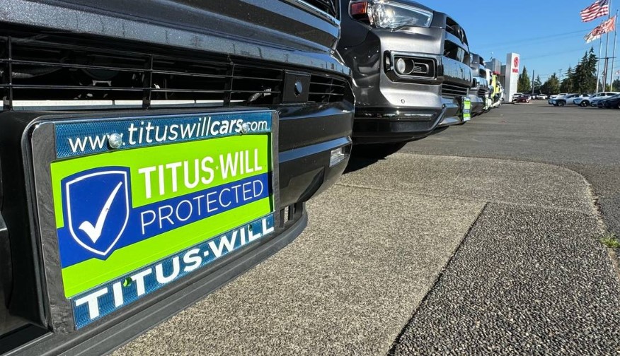 License-plate inserts that used to adorn new cars on Washington’s roads now stay with the dealer. After a law was passed in 2022, dealers have to issue durable temporary front and back plates. CRAIG SAILOR The News Tribune