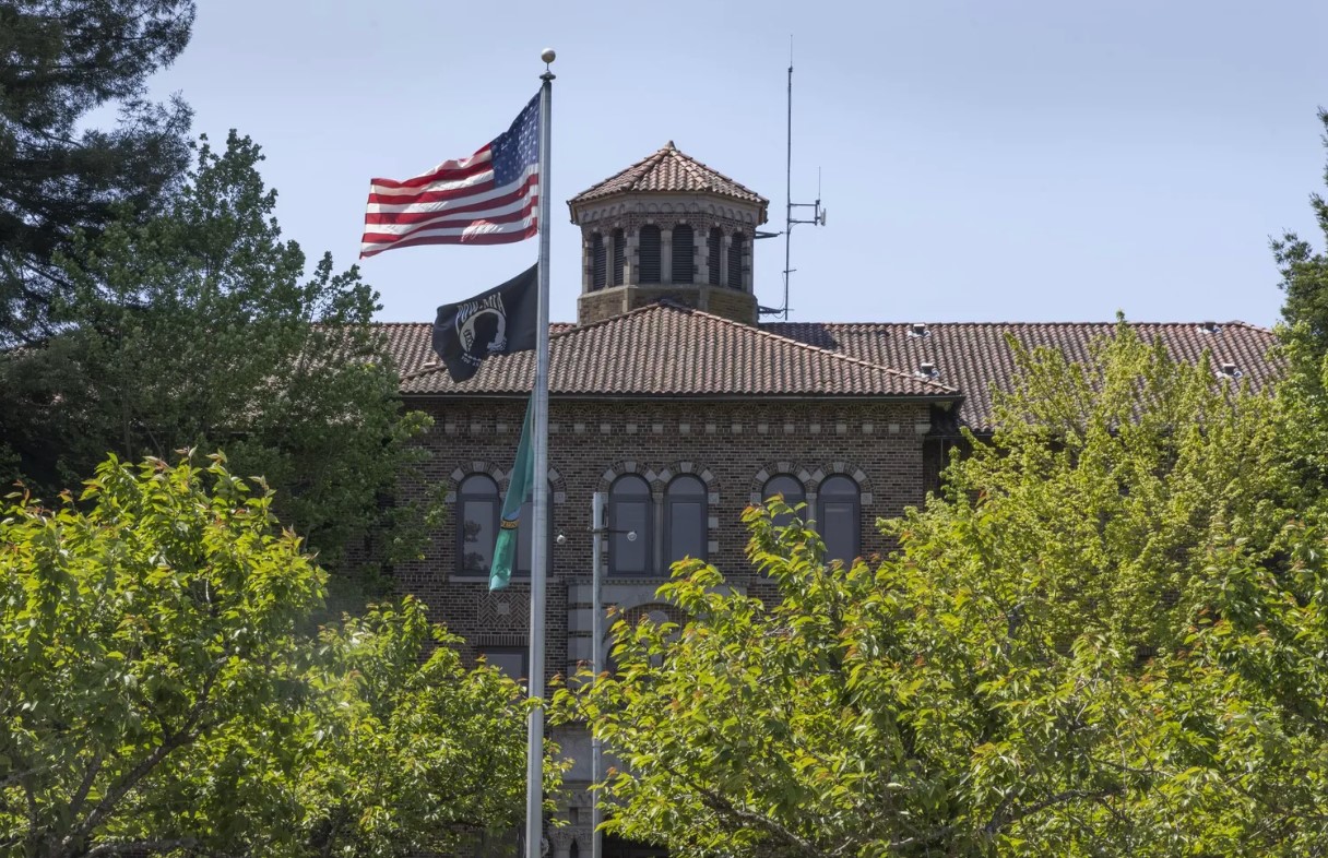 Western State Hospital in Lakewood faced significant backlogs in accepting new patients over the past few years. The delays have now lessened. (Ellen M. Banner / The Seattle Times)