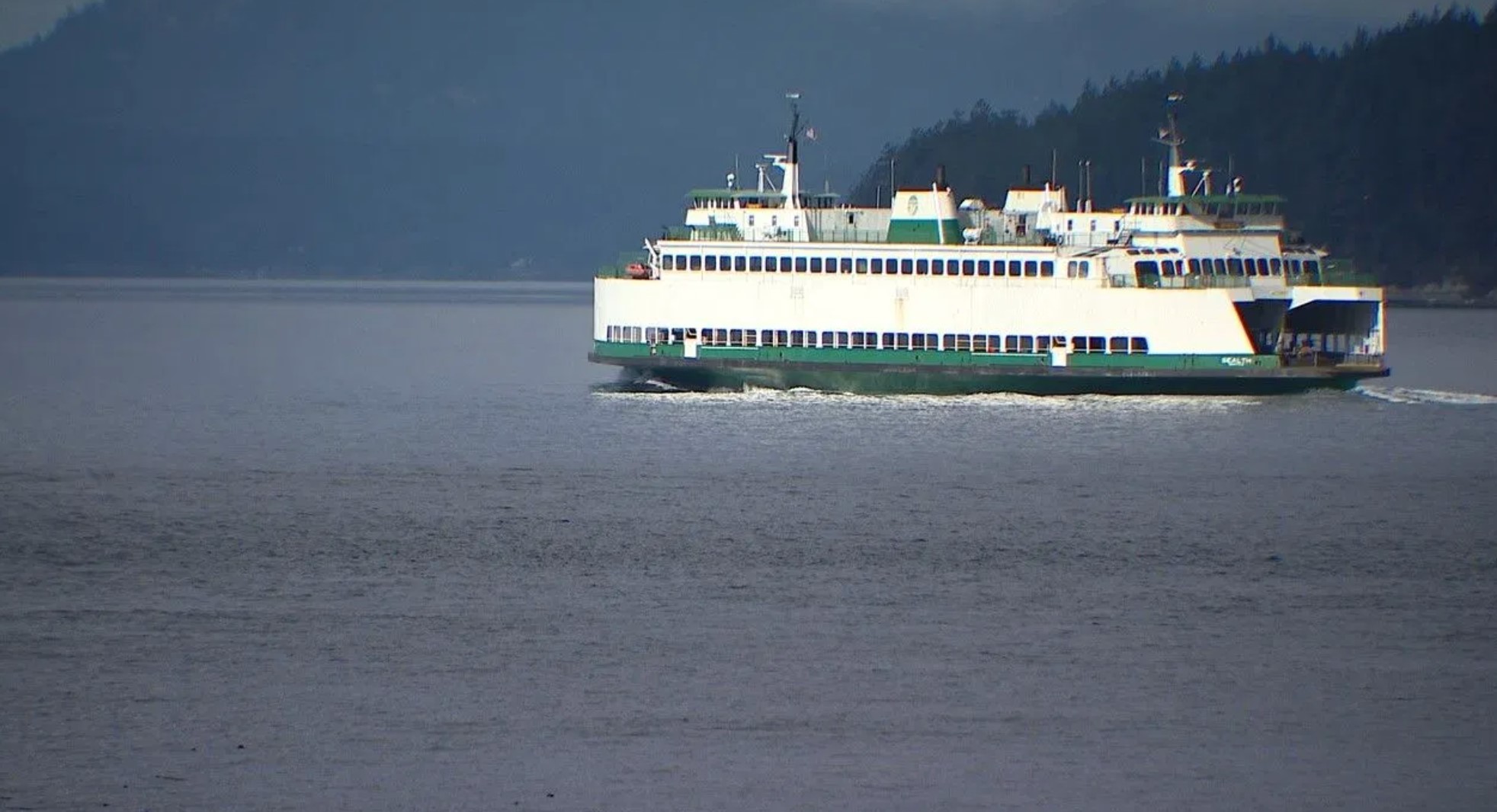 A Washington State Ferry departs the Anacortes terminal a few minutes behind schedule on October 29. A new set of schedules for the Anacortes-San Juan Islands route, starting December 29 is expected to minimize delays. (KOMO News)