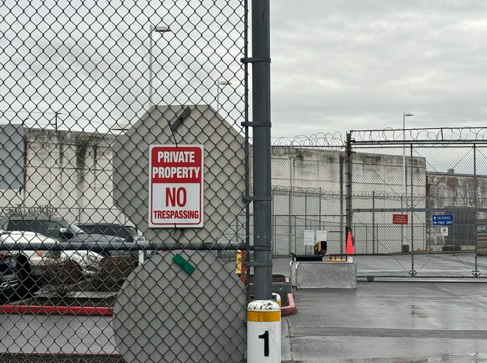 A “no trespassing” sign outside of Northwest ICE Processing Center, also known as Northwest Detention Center. (Grace Deng/Washington State Standard)