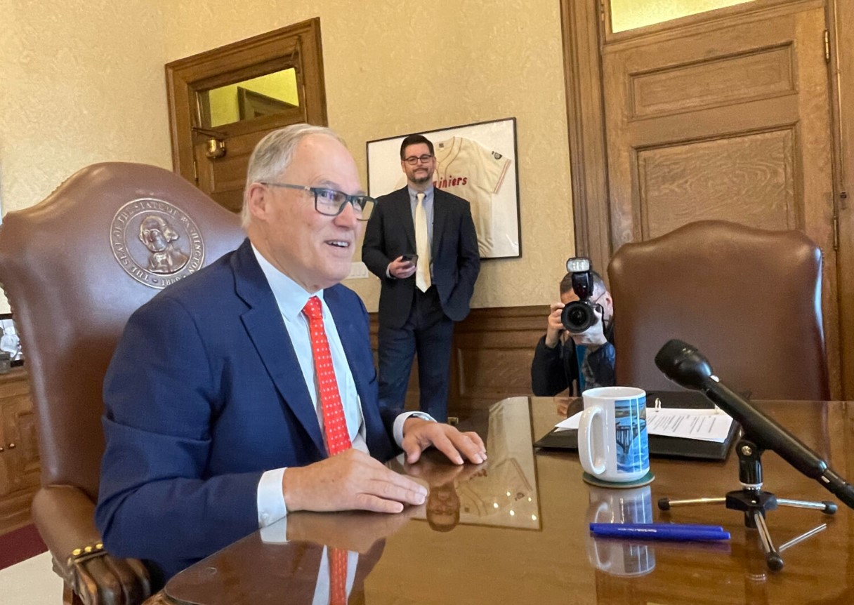 Outgoing Washington Gov. Jay Inslee reflects on his three terms during a meeting with reporters on Dec. 19, 2024. (Jerry Cornfield/ Washington State Standard)