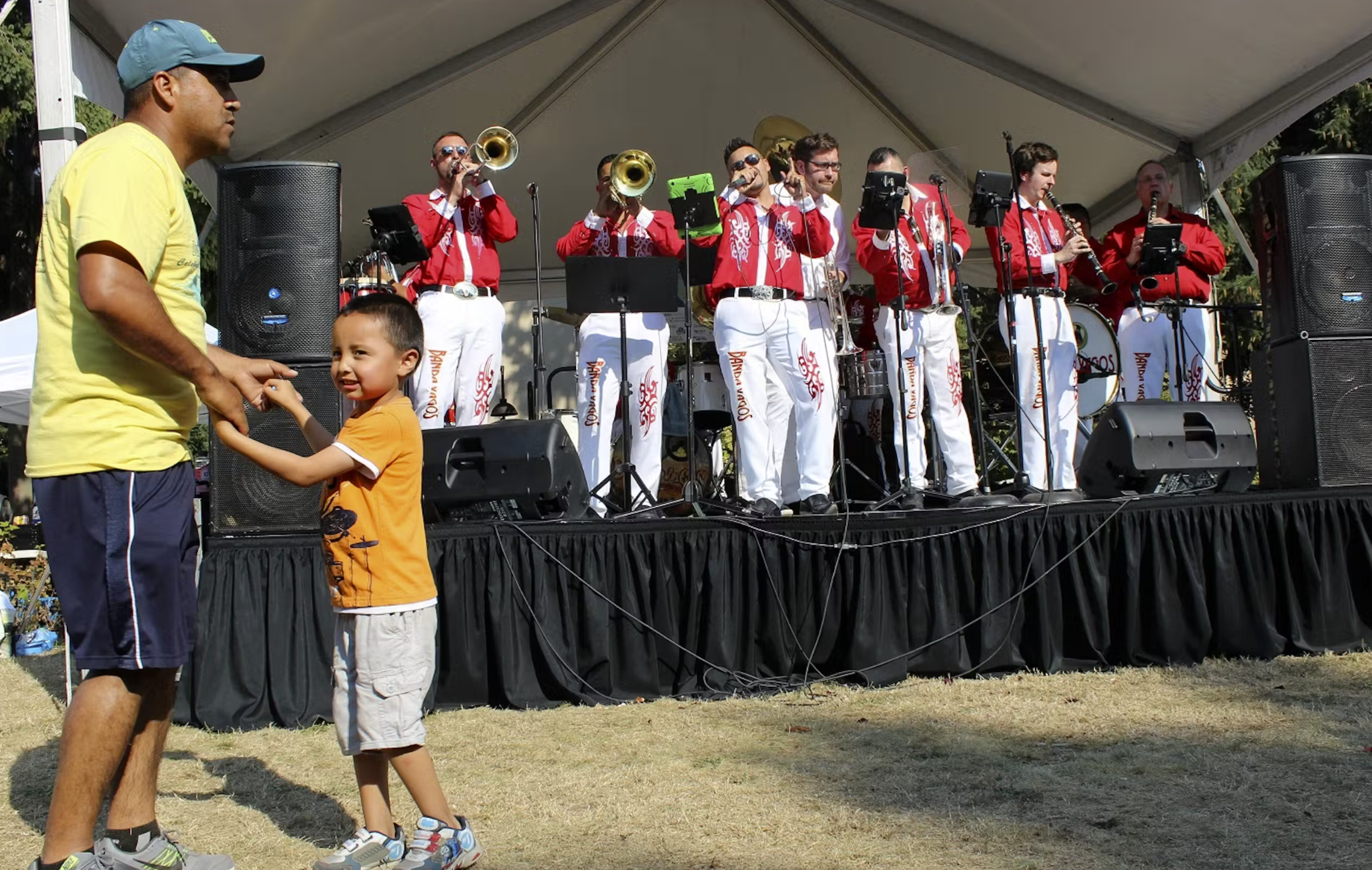 Banda Vagas entertains the audience in Seattle's South Park Duwamish River Festival. KUOW Photo/Isolde Raftery