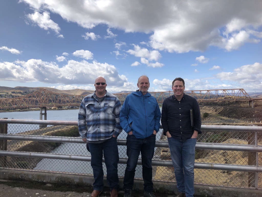 Reps. Bronoske, Timmons, and Fey at the Hood River-White Salmon Bridge