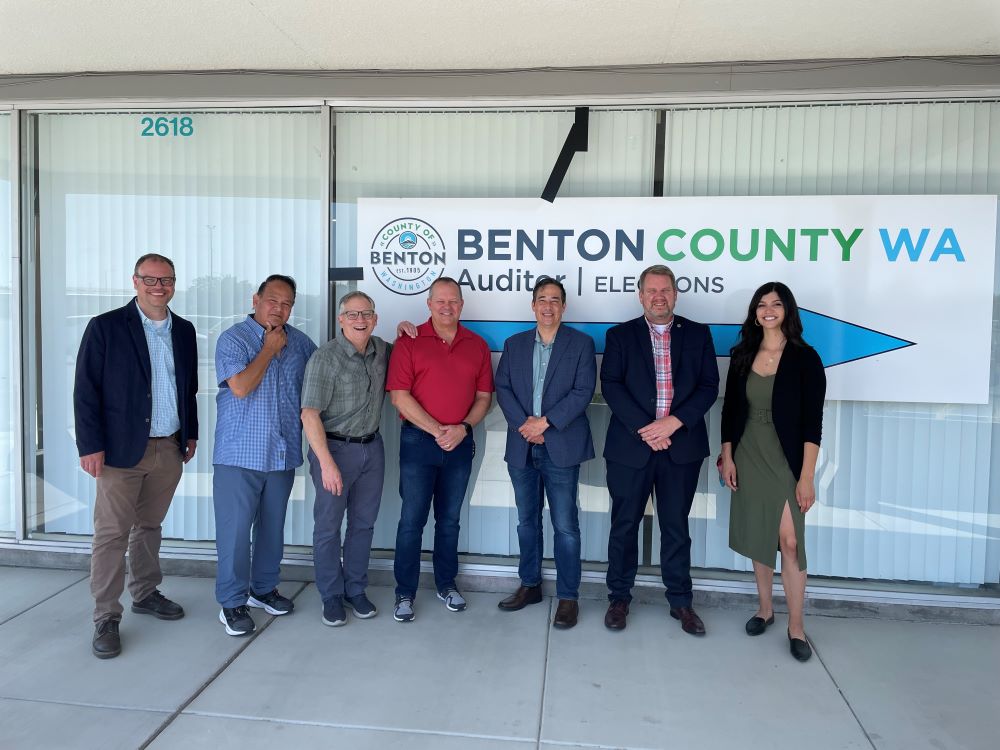 Members at the Benton County Auditor's Office