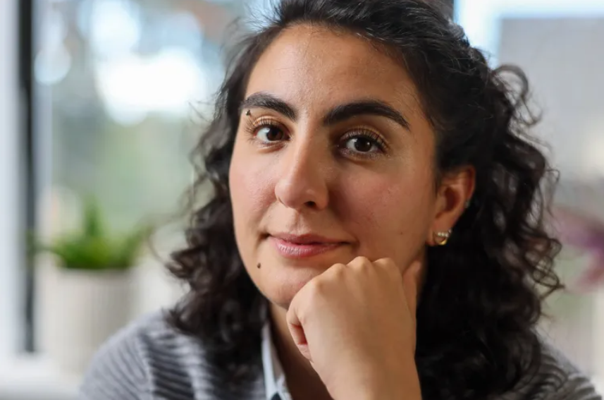 Rep. Darya Farivar has sponsored a bill that would allow judges to set alternatives to jail, like getting treatment for mental health or substance abuse, and to eventually dismiss a case if a defendant complies. (Kevin Clark / The Seattle Times)